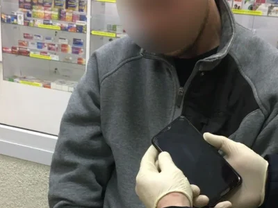 В Башкирии мужчина сбывал запрещенные вещества в продуктовом магазине, где работал
