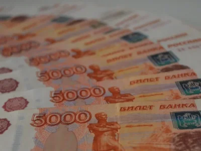 Жителям Башкирии предлагают работу с зарплатой почти 350 тысяч рублей