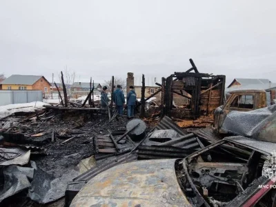 В Башкирии по факту пожара, унесшего жизни целой семьи возбудило уголовное дело