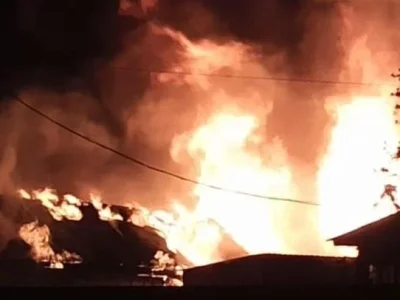 Крупный пожар в Башкирии лишил хозяев большей части имущества