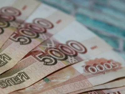 В Госдуме предложили выплатить женщинам до 25 лет по 200 тысяч рублей