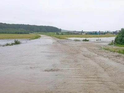 В Башкирии дожди заливают дороги и посёлки в горах и в Зауралье